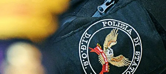 Arrestato Minorenne per Detenzione di Materiale Terroristico: Manuali e Video di Christchurch