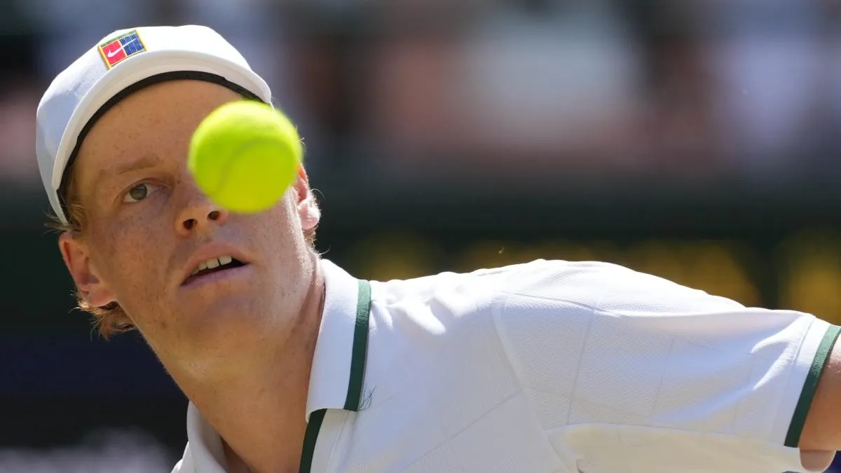 Sinner vs Djokovic: Bertolucci Analizza le Strategie e le Favorire