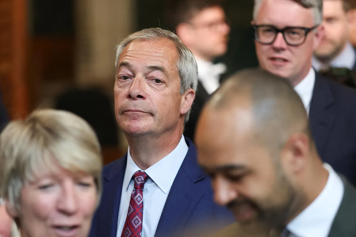 Farage: Ricandidatura contro l'Establishment dopo le Indagini