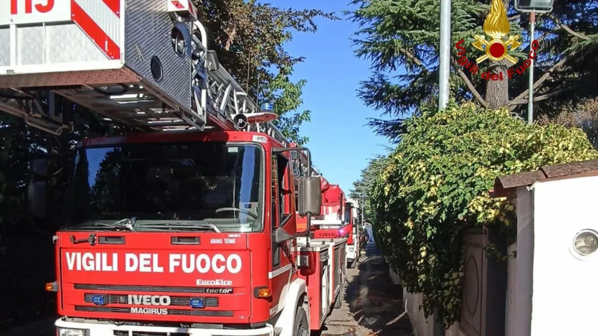 Tragedia a Carvico: Donna Trovata Morta in Casa con Madre, Indagini in Corso