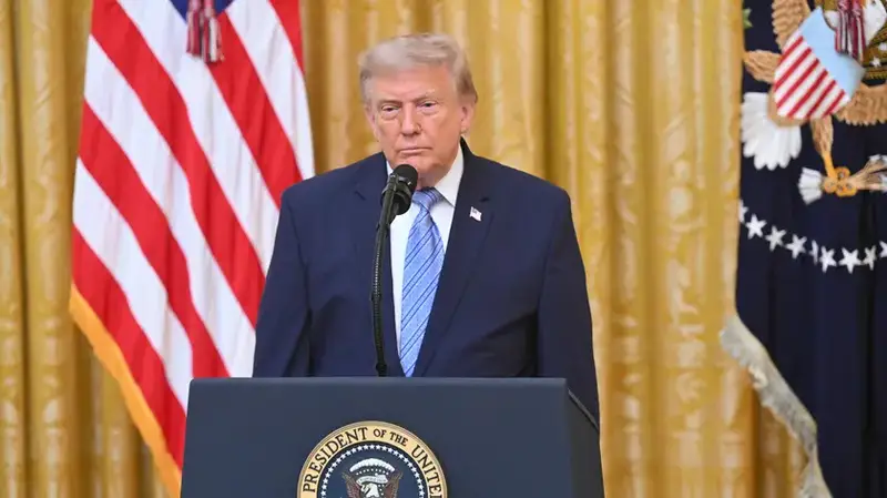 Dell’Arti Svela l'America di Trump: Presentazione del Libro a Udine