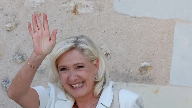 Marine Le Pen in Pole Position per le Elezioni Presidenziali del 2027