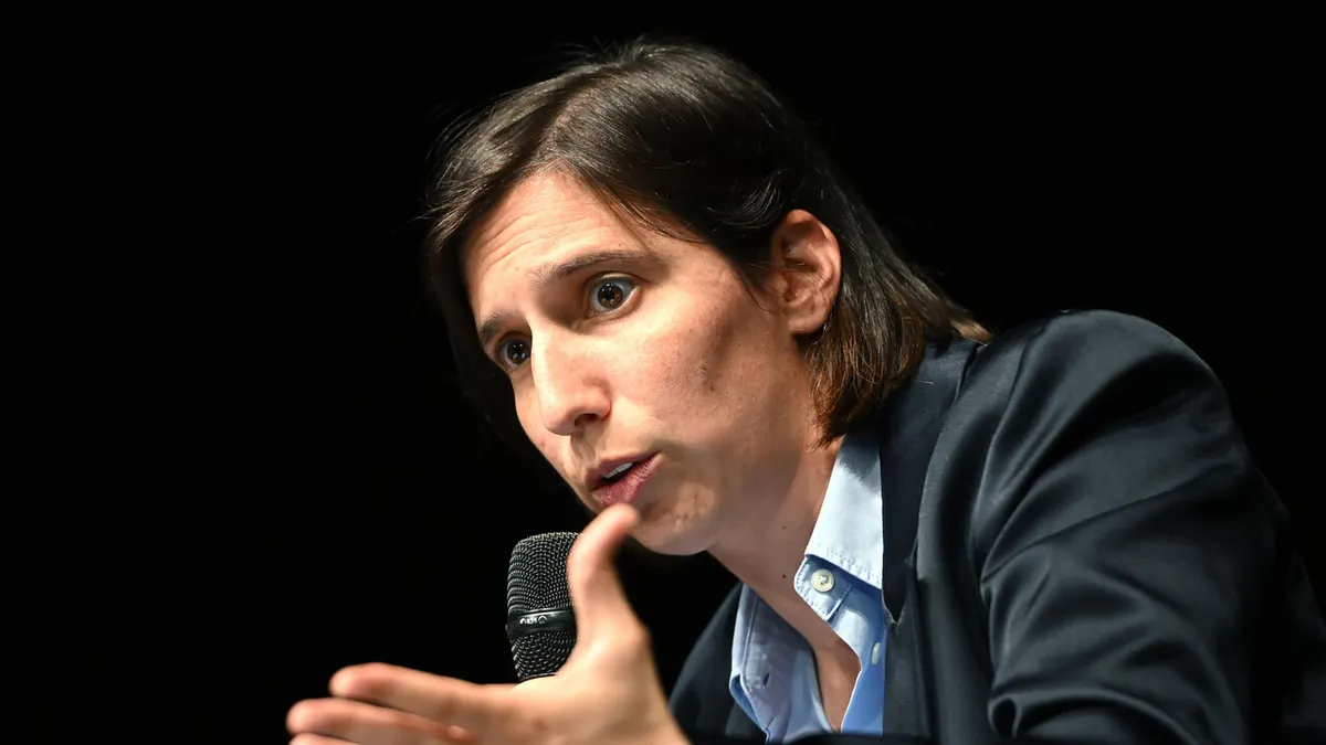 Schlein e Conte Criticano Meloni: Focus sul Potere