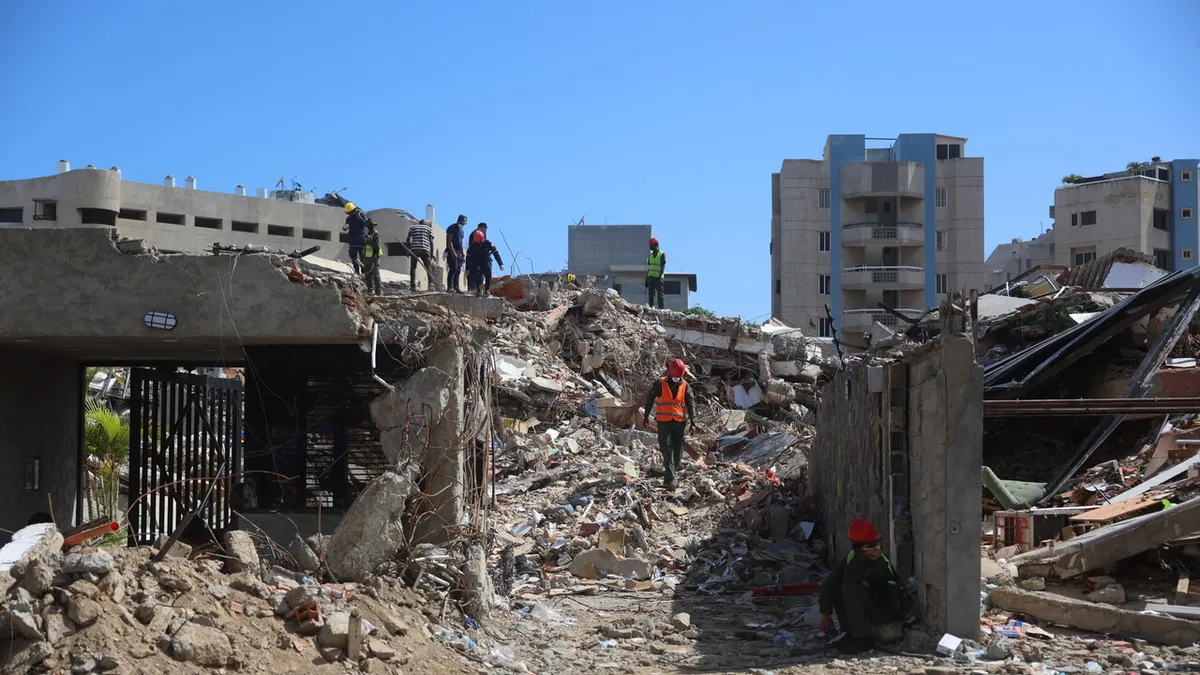 Venezuela: Operazione Salvataggio Dopo l'Equosmo - Uomo Estratto a 8 Giorni dal Terremoto