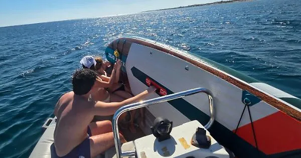 Marina di Leporano: Salvataggio in Mare a Causa del Vento