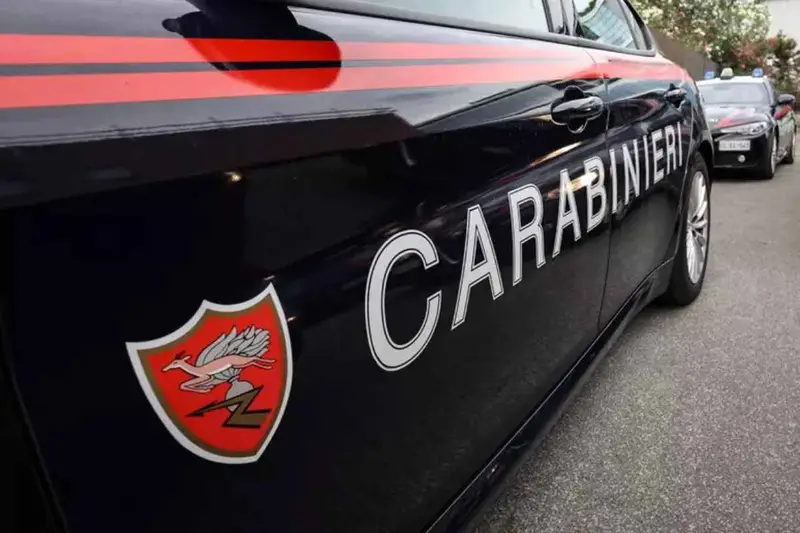 Ex Pedina l'Ex Moglie con Gps Nascosto nella Bambola