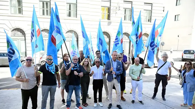 Sciopero a Trieste: Chiusi Due Centri Civici per Carenza di Personale