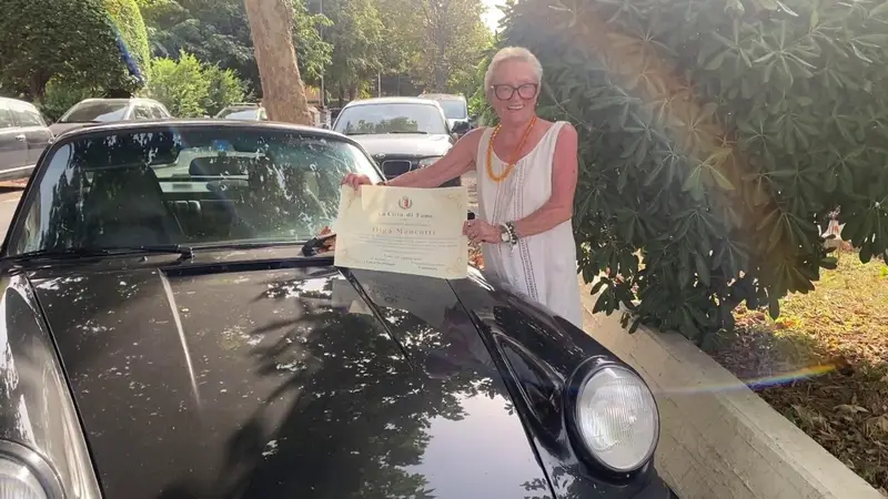 Otto Tratti di Carriera: Olga Mancurti, da Fano alla Lapponia in Auto a 83 Anni