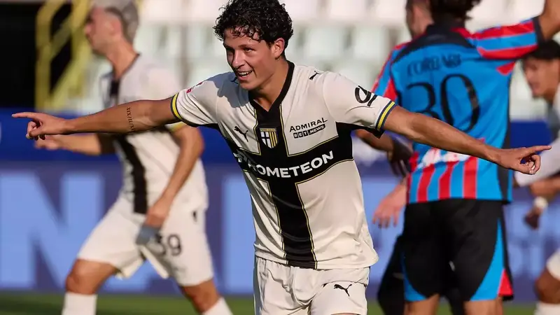 Simone Lontani: la storia incredibile del calciatore nato in spiaggia