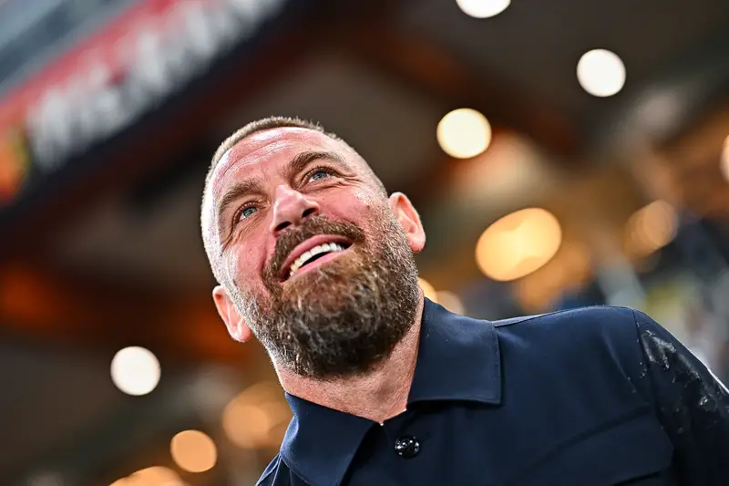 De Rossi: "Lazio Forte, Osmajic Può Giocare con Colombo" – Il Genoa si prepara all'Olimpico