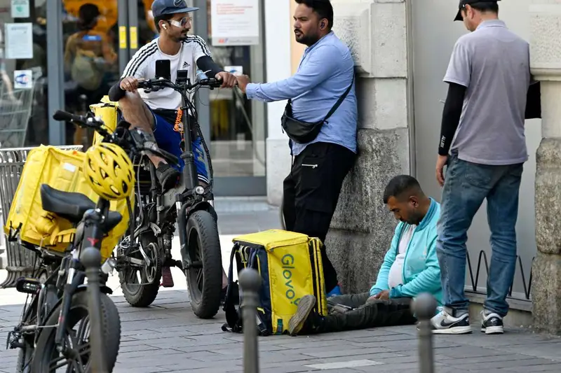 Procura di Milano Contesta l'Algoritmo Glovo: Aumenti Ingannevoli e Richiesta di Assunzioni