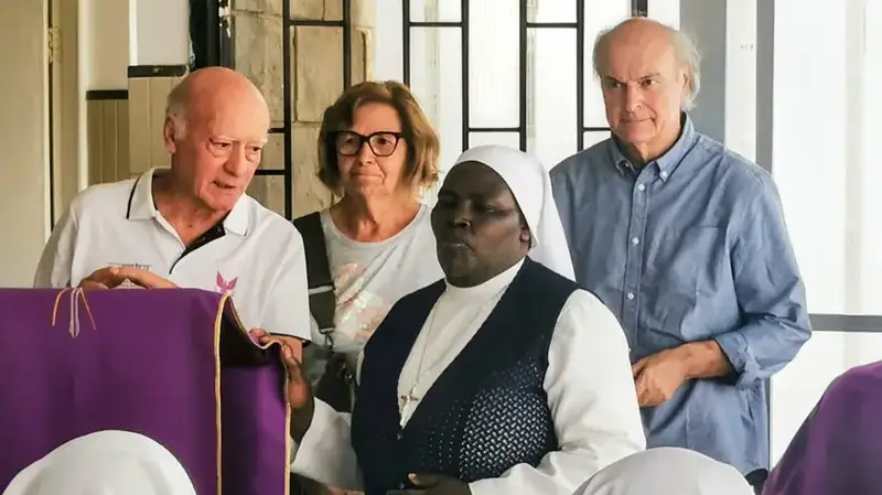 Parto Salvifico in Africa: Volontari Friulani e Gemelline Rosa e Anna