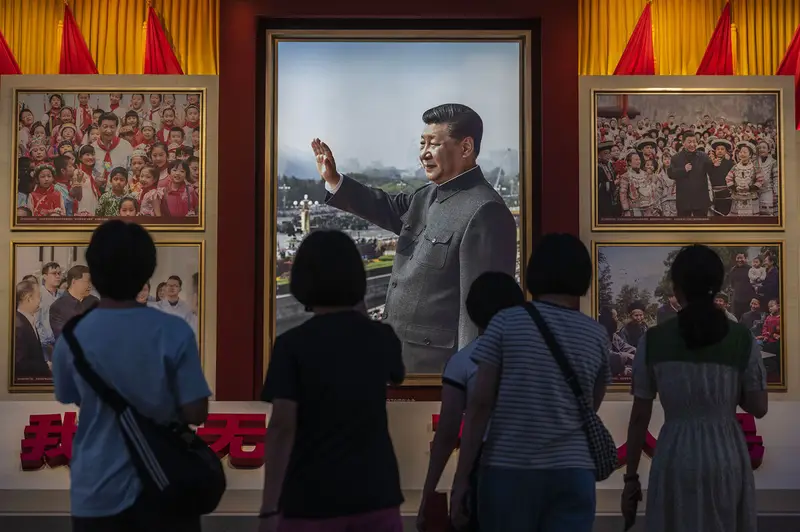 Cina: L'Arte Diventa un Crimine – Il Caso di Gao Zhen e il Ritorno dell'Ideologia