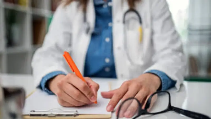 Mal di Testa: Quando Rivolgersi Immediatamente al Medico