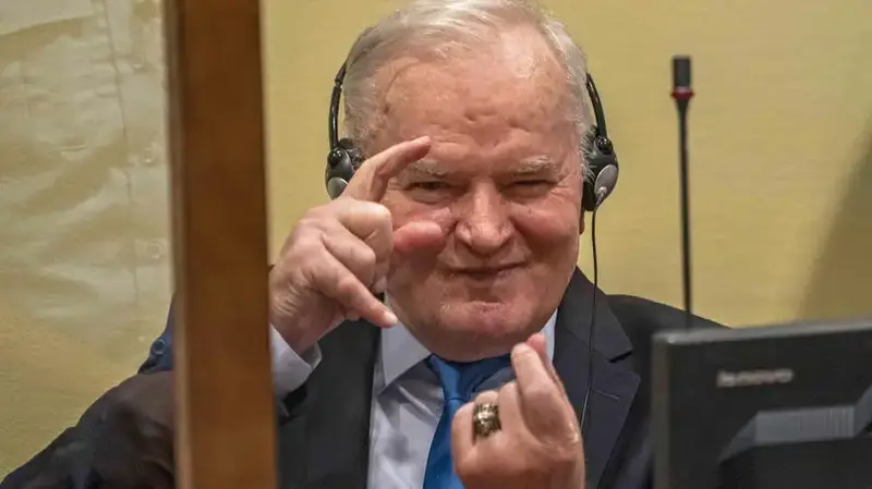 Mladic Muore: La Fine di un Ciclo di Orrori alla Srebrenica
