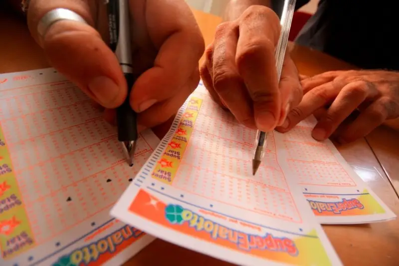 Estetista di Lucca Vince 101 Milioni al Superenalotto: Ex Compagno Richiede 40 Milioni