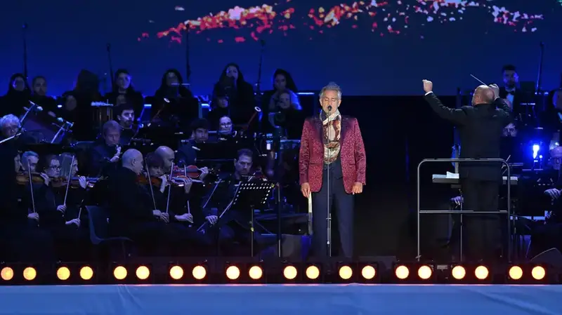 Riccardi denuncia ‘campagna diffamatoria’: querela contro La Verità per il concerto di Bocelli a Gemona