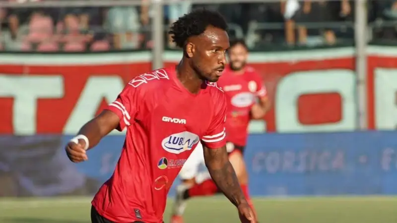 Faisal Bagal: Dalla Serie D alla Turris, un Percorso Inaspettato