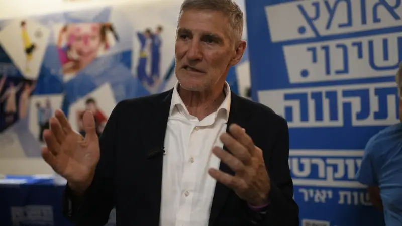 Yair Golan: Netanyahu e la Moglie Accusano di Riscrivere il 7 Ottobre