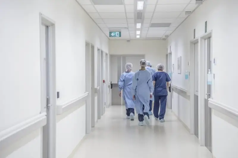 Lecce: Finto Ginecologo Chiede Foto e Video Intimi alle Pazienti
