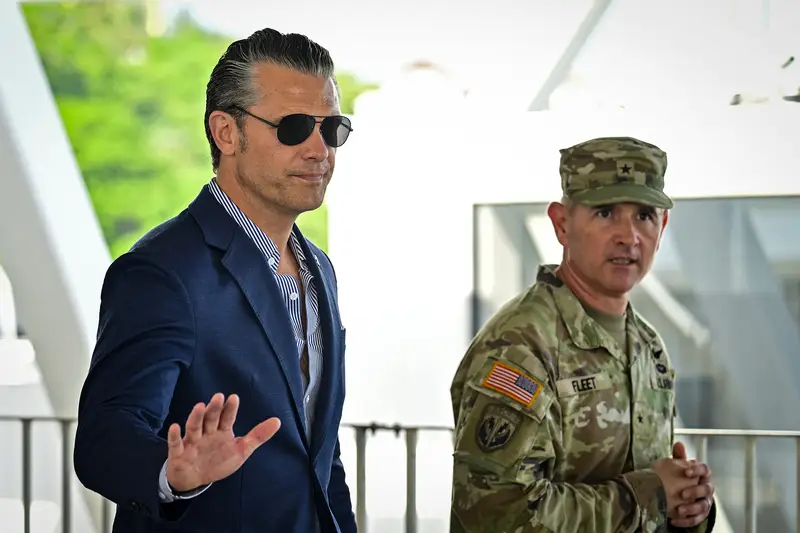 Pentagono in Crisi: L'Impatto della Nomina di Hegseth