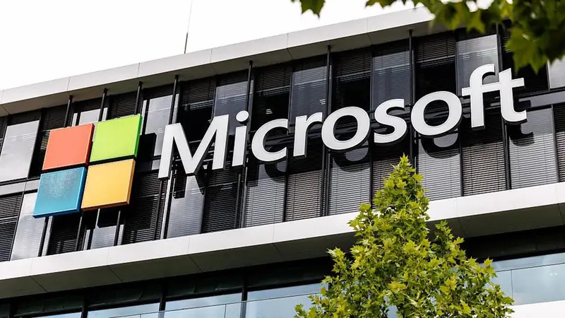 Microsoft e OpenAI Accusate di ‘Furto’ di Materiale Giornalistico per Addestramento IA