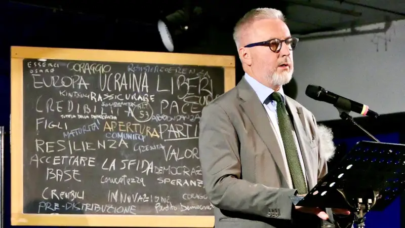 Pd, Tensioni Interne: Riformisti Auspicano una Linea Anti-M5S e Escono in Aspetto le Candidature