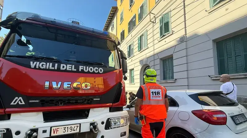 Trieste: Allarme Incendio per Pentola Dimenticata, Intossicata una Donna