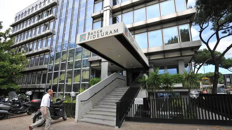 Truffa da 36 Milioni a Fideuram: Coinvolto un Account WhatsApp Falso
