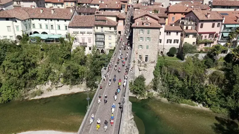 Udine: Raduno Nazionale delle Vespa, un Mito che Unisce Generazioni