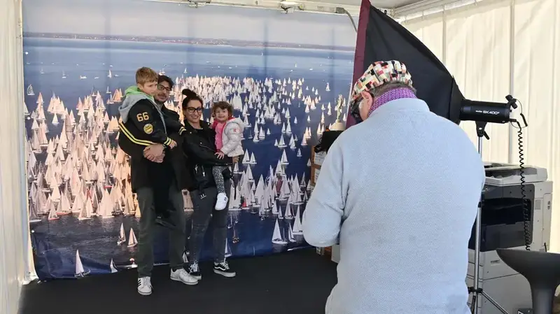 Barcolana: Il Piccolo Ritorna con la Sua Iniziativa di Foto Ricordo