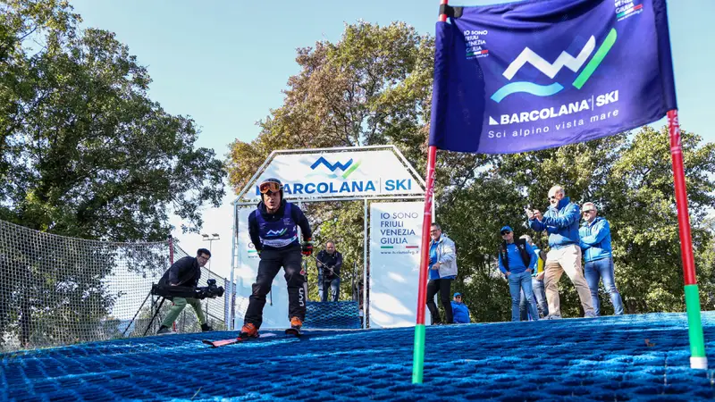Barcolana Ski: Ghedina e Maze Rivivono lo Slalom 'Vista Mare' a Trieste