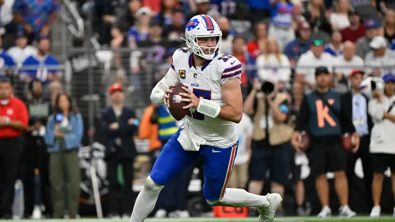 NFL: Chiefs Imbattuti, Sorprese a Houston e Buffalo