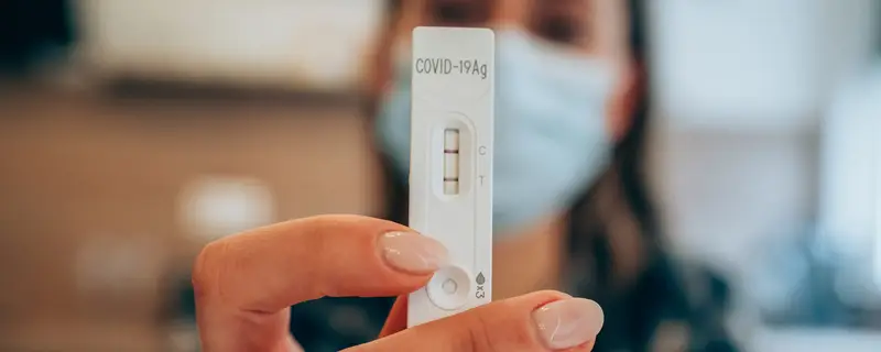 Covid: Aumento dei Contagi in Italia, Focus sulle Varianti XFG e Nimbus
