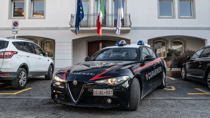 Friuli: Due Arresti per Aggressioni a Carabinieri Dopo Controlli