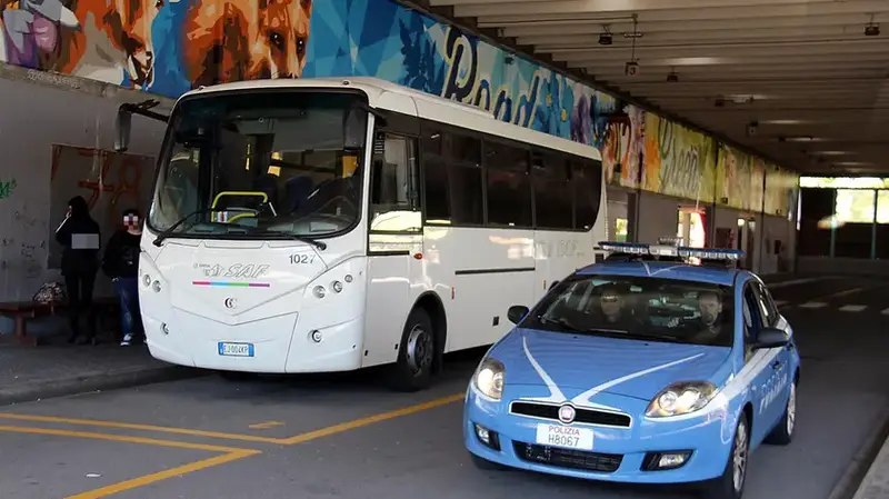 Aggressione a Conducente di Autobus: Condannato a Un Anno