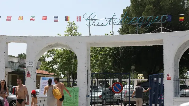 Inchiesta Castelreggio: Corruzione e Favoritismi nell'Affidamento della Concessione Balneare