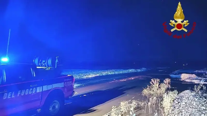 Allarme Meduna: Salvataggio di Turisti Intrappolati in Auto