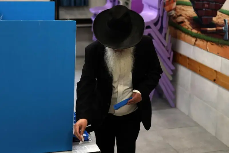 Israele al Voto: Affluenza Record e Partiti in Lizza