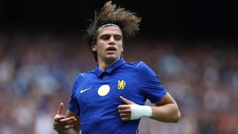 Premier League: Programma Internazionale con Derby e Klassiker