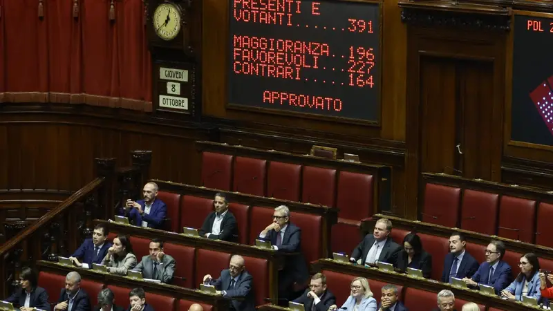 Nuova Legge Elettorale: Fino a Tre Preferenze in Senato
