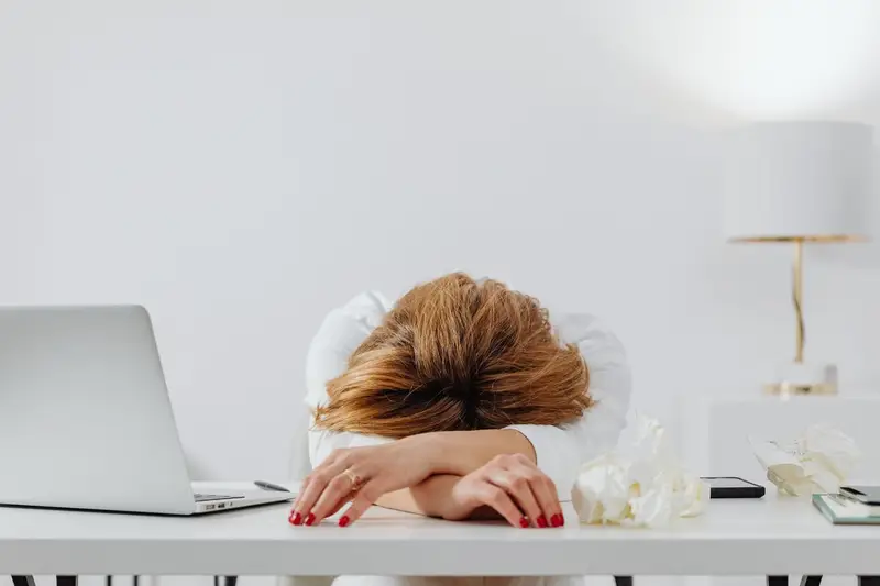 Stanchezza Cronica: Studio Italiano Rileva Riduzione del 27% con Arginina e Vitamina C