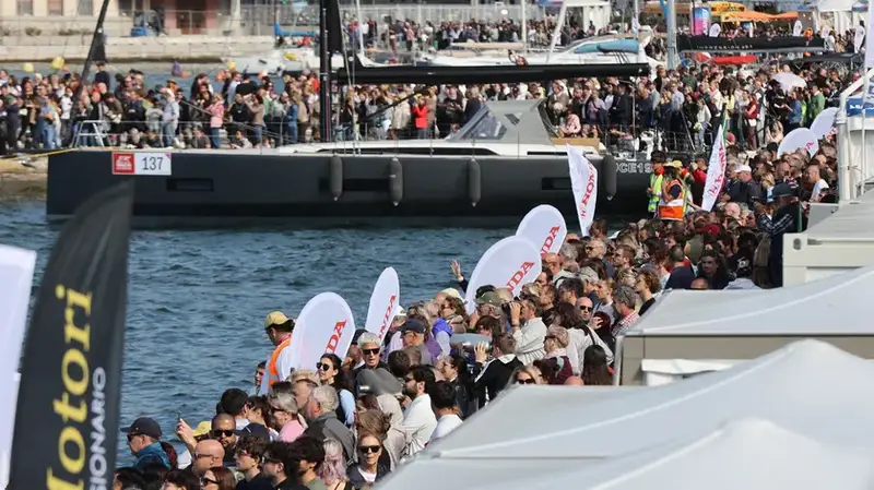 Barcolana 58: Trieste in Allerta con Steward, Droni e Controlli per la Sicurezza