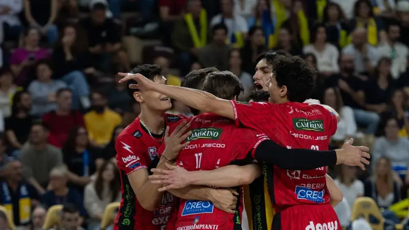 Superlega: Civitanova domina Verona con Nikolov