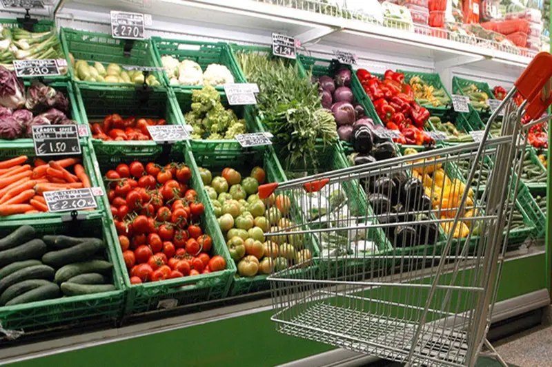 Supermercati: Gli Stranieri in Italia Spendono di Più degli Italiani
