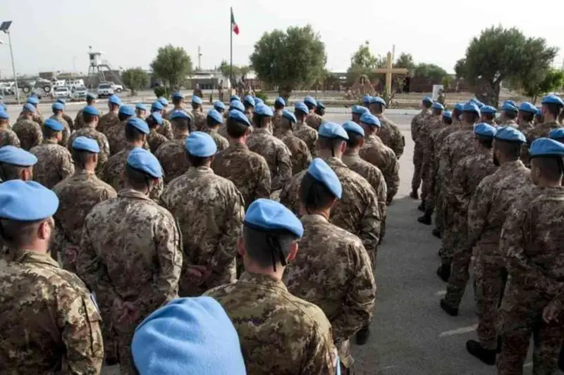 Sottufficiale Condannato a Reclusione Sospesa per Violenza Sessuale su Militare